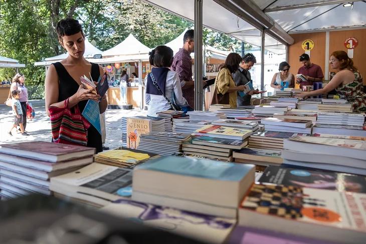 Feira do Livro do Porto: Já pode conhecer cada página do programa do festival literário da cidade